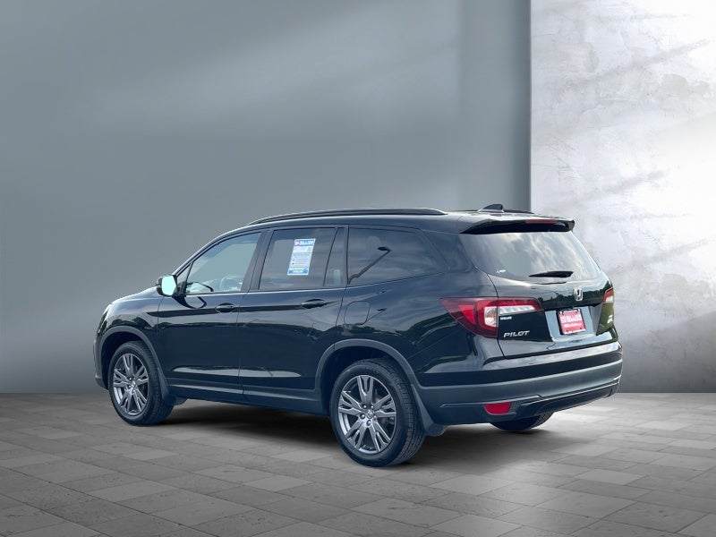 2022 Honda Pilot — interior view
